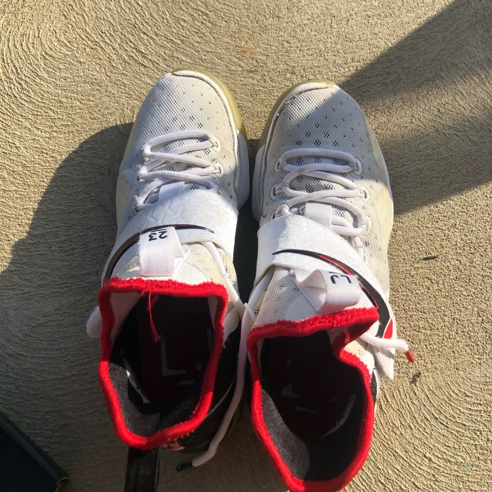 Lebron 14 used - Picture 5 of 7